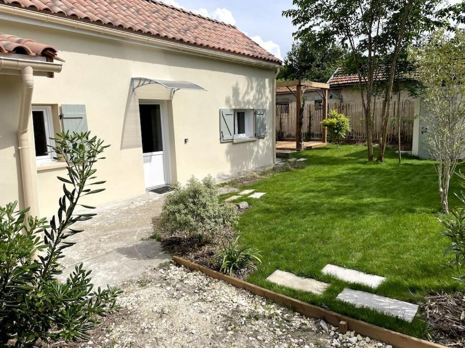 Petite Maison Avec Jardin Au Calme Floirac  Eksteriør bilde