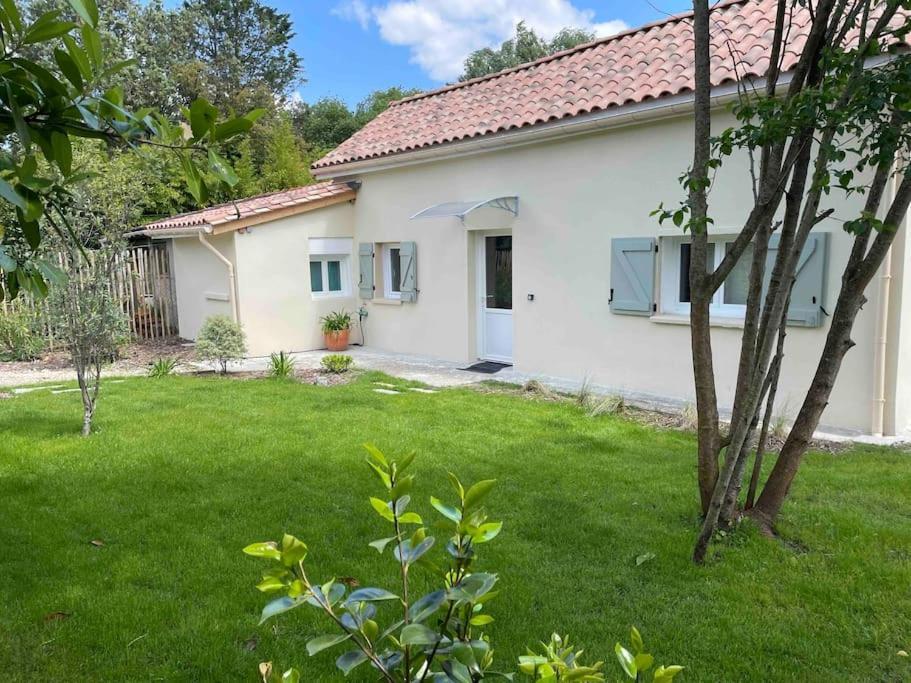 Petite Maison Avec Jardin Au Calme Floirac  Eksteriør bilde