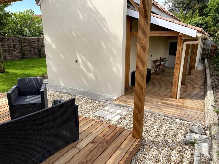 Petite Maison Avec Jardin Au Calme Floirac  Eksteriør bilde